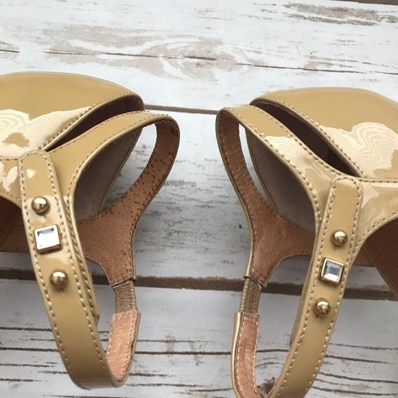 CORSO COMO Park Slope D'Orsay Patent Leather Pump - Picture 5 of 8